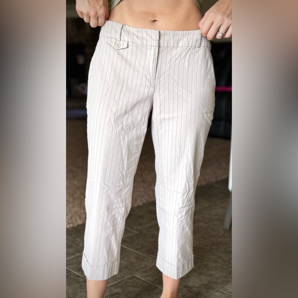 Pin Striped Beige Capris Cropped Pants Slacks 6 New York & Company